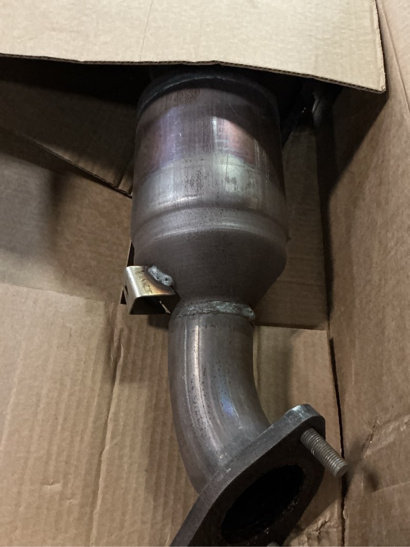 Condition photo showing Good Condition for catalytic converter kit compatible with accord 2013-2017 2.4l & cr-v 2015-2019 2.4l & tlx 2015-2020 2.4l l4 engine, replace# 641565 674059 181805pha00 18180rdfa00,181905a2a00, epa compliant 2015-2020 tlx