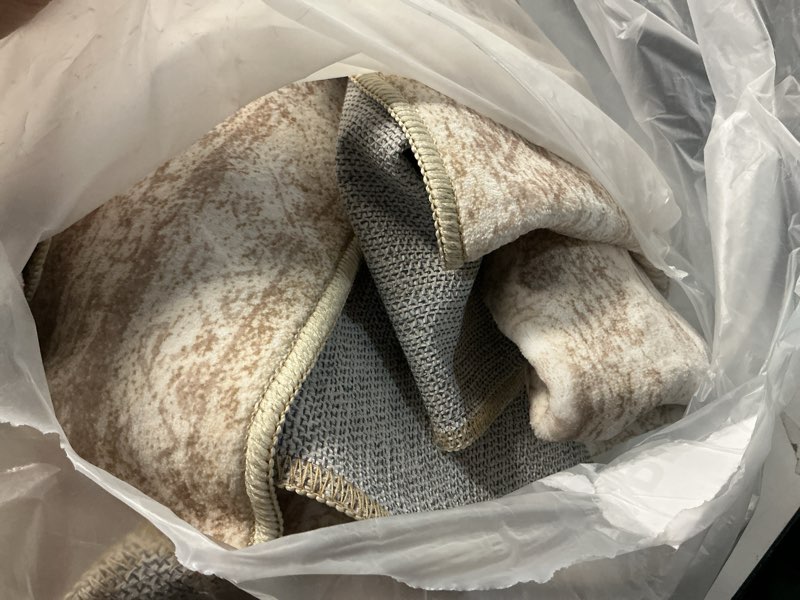 Condition photo showing Good Condition for 6x9 Area Rug for Living Room Washable 6x9 Rug Non-Slip Modern Rugs for Bedroom Dinning Room Ultra-Thin Indoor Beige Rug Beige 6' x 9' (Rectangular)