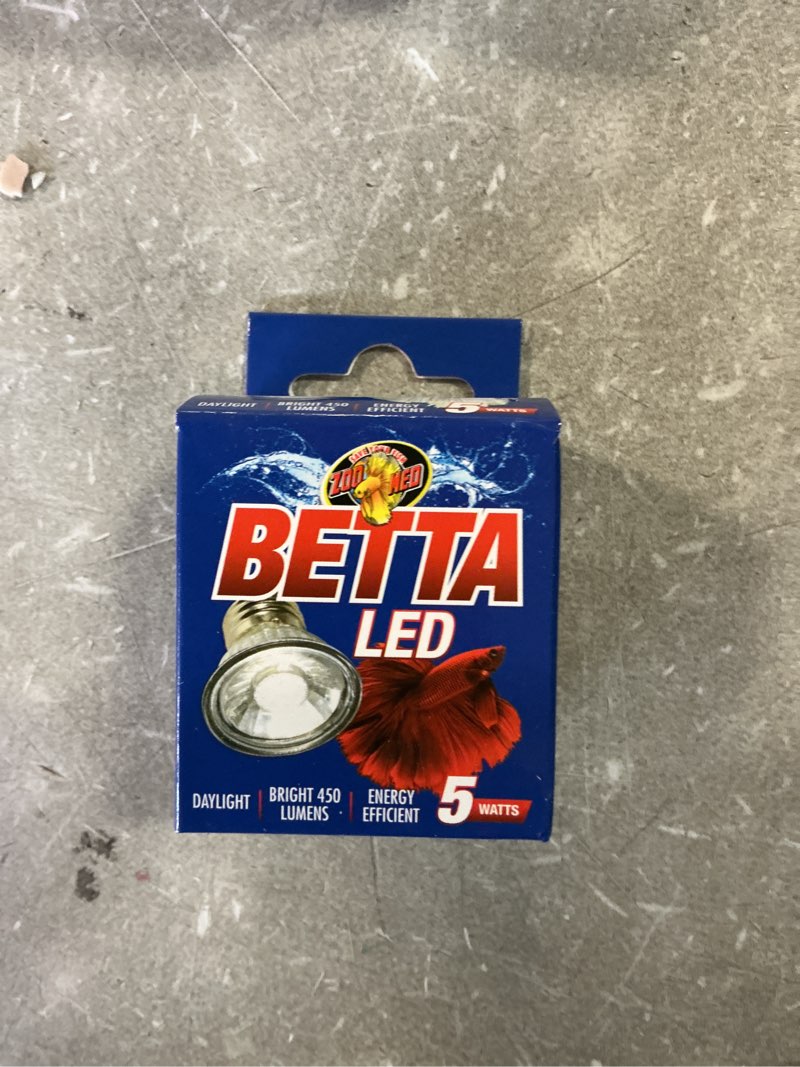 Condition photo showing New/Like New for Zoo Med Betta LED Daylight Lamp
