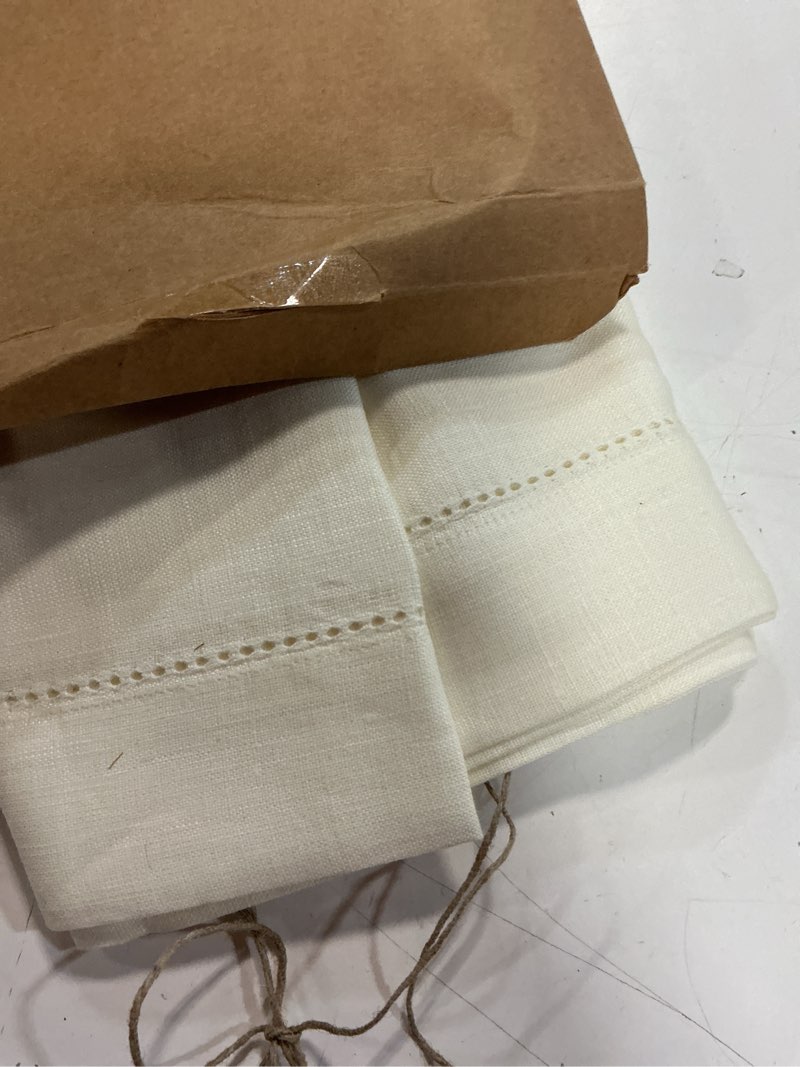 Condition photo showing Good Condition for solino home linen ivory table runner 60 inches - classic hemstitch, 100% pure linen coffee table runner 14 x 60 inch ideal for dresser tables - summer 02: ivory 14 x 60 inch