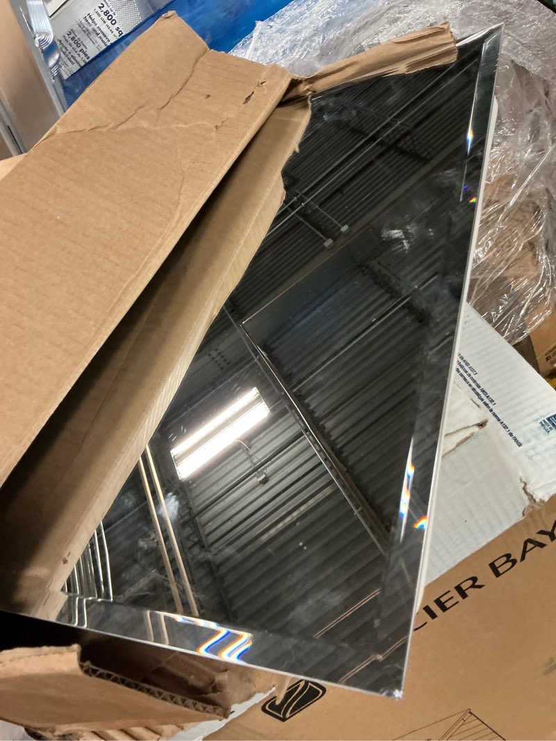 Condition photo showing Good Condition for 16 in. w x 20 in. h x 4 in. d recessed frameless mirrored medicine cabinet in mirroed glass