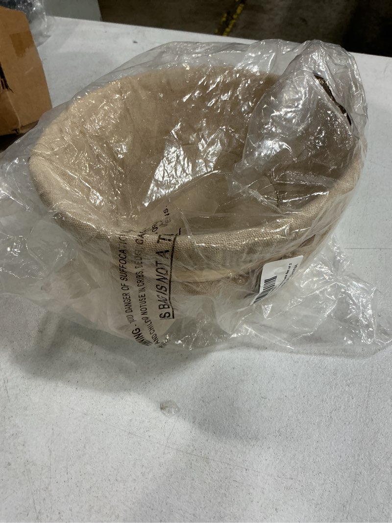 Condition photo showing New/Like New for doyolla bread proofing baskets set of 2 8.5 inch round dough proofing bowls and liners perfect home sourdough bread baking supplies 8.5inch+8.5inch