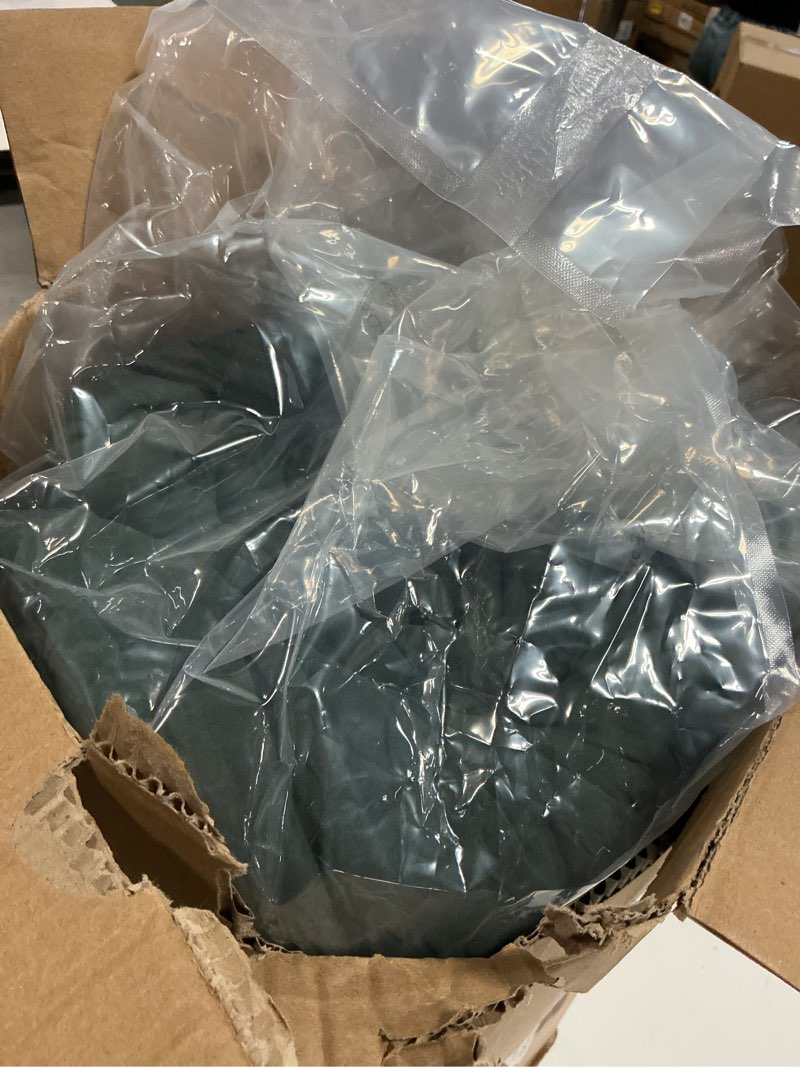 Condition photo showing Good Condition for geniospin king size comforter set - 7 pieces dark green bedding set, botanical textured comforter bed set, all season lightweight bed in a bag with comforter, sheets, pillowcases & shams dark green king (102"x90")