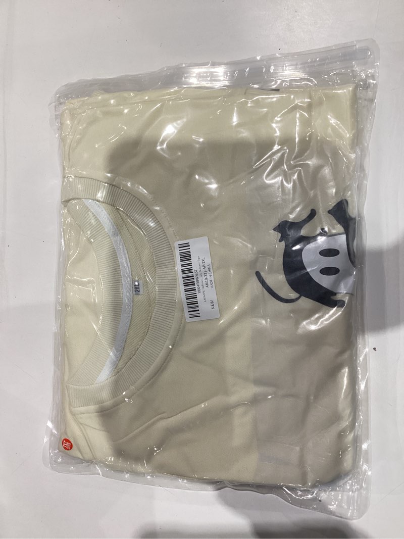 Condition photo showing Good Condition for Halloween Sweatshirts for Women Oversized Black Cat Spooky Sweatshirt being 2XL