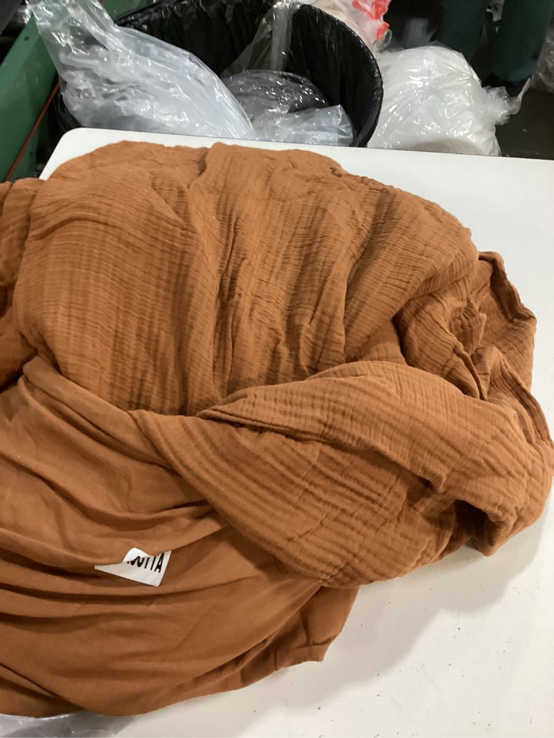 Condition photo showing As Is for  quince organic airy gauze duvet cover set of 3 piece king terracota 
