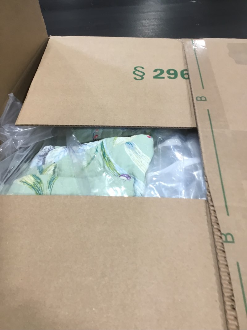 Condition photo showing New/Like New for lady ann 100% cotton floral cal king quilt set - green flower bird butterfly pattern print quilted 118x106 bedspread & coverlet set, 3 pcs lightweight extra soft queen bedding sets all season oversized king green