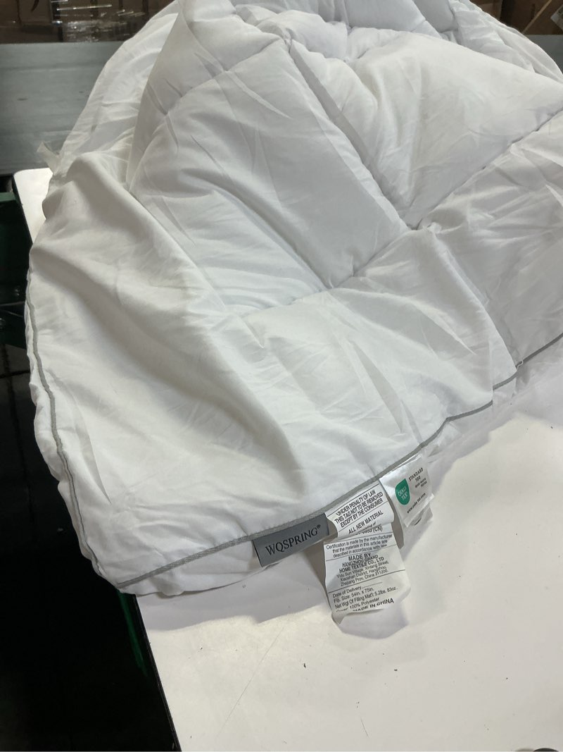 Condition photo showing As Is for easeland full size mattress pad pillow top mattress cover quilted fitted mattress protector cotton 8-21" deep pocket cooling topper (54x75 inches, white) white full