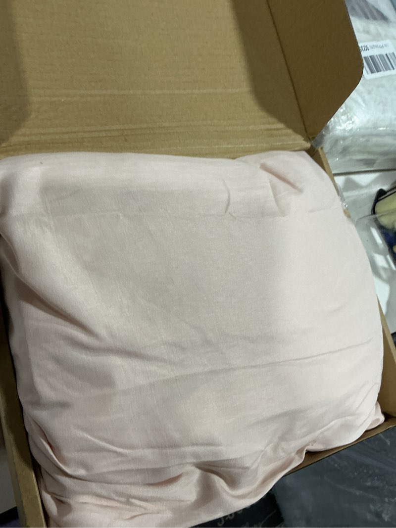 Condition photo showing As Is for amazon basics breathable lightweight wrinkle resistant microfiber 4-piece bed sheet set with 14-inch deep pockets, luxury bedding, queen, blush pink blush pink queen