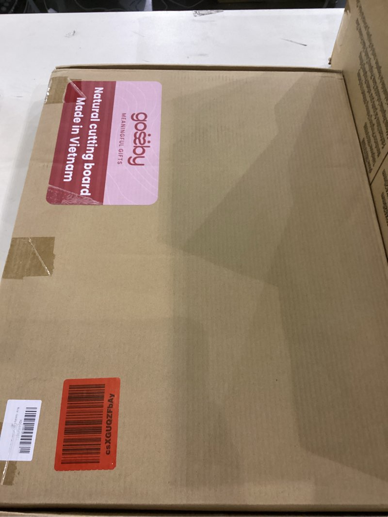 Condition photo showing New/Like New for Gossby Edge-Grain Teak Cutting Board, 20 x 15 x 1.5 in - Premium, Handcrafted in Vietnam, Balanced Design for Home Cooks & Chefs, Easy to Clean, Knife-Friendly Surface, Charcuterie & Serving Board