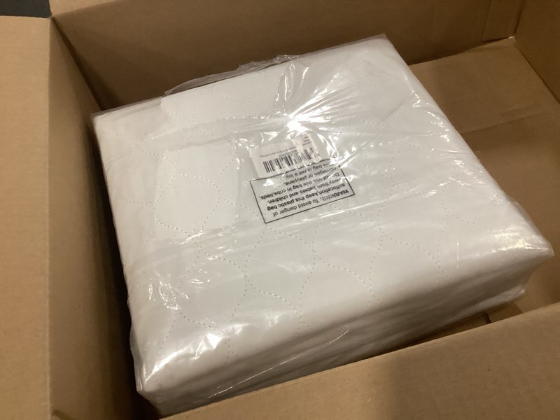 Condition photo showing Good Condition for Heavy Absorbency Bed Pad, Washable and Reusable Incontinence Bed Underpads, 34"X52" (2 Pack), Waterproof Mattress Protector 34x52 Inch (Pack of 2)