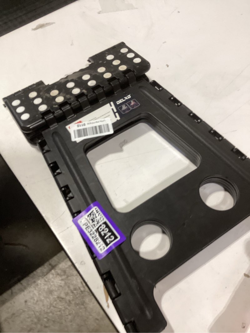 Condition photo showing Good Condition for Delxo 16 Inch Folding Step Stool,Foldable Stool for Adults with Safety Lock,Portable Collapsible Plastic Stepstool,Non Slip Folding Stools for Kitchen Bathroom Bedroom Up to 400LBS,(Black 1PC) Black 16 Inch