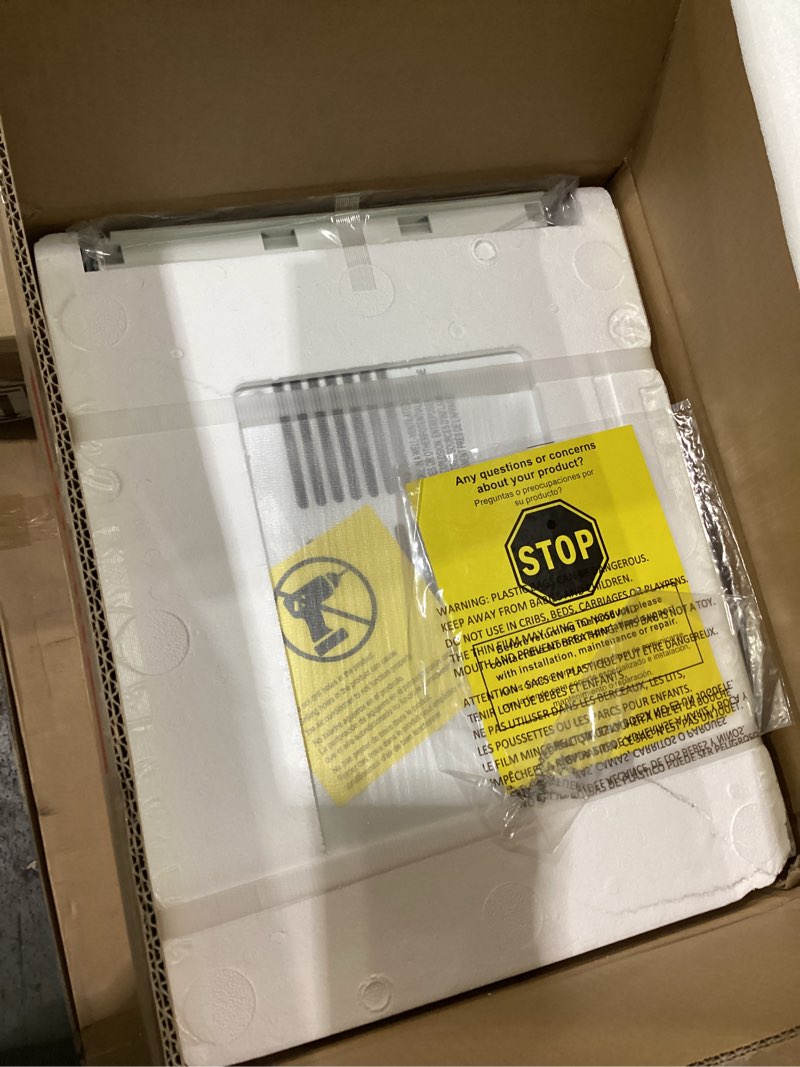 Condition photo showing New/Like New for electactic window air conditioner, 8000 btu window ac unit, cool rooms up to 350 sq.ft., 6-in-1 modes,24h timer, energy saving, remote control, perfect for bedroom, apartment, living room, office white 8,000btu