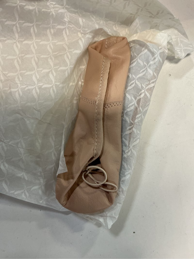 Condition photo showing New/Like New for Capezio Daisy 205 Ballet Shoe (Toddler/Little Kid),Ballet Pink,11.5 W US Little Kid