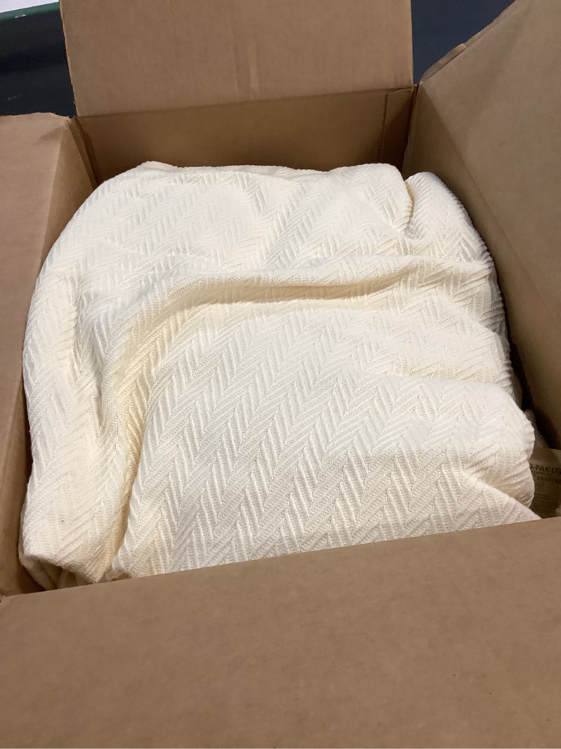 Condition photo showing Good Condition for THREAD SPREAD Organic GOTS Cotton Blanket, King/Cal King - 350GSM, Oversized Antistatic, Fuzzy Soft, Couch, Bed, Camping & Travel, Luxurious Herringbone All-Season Throw, Ivory/Cream + Free Tote Bag King / Cal King Ivory/Cream