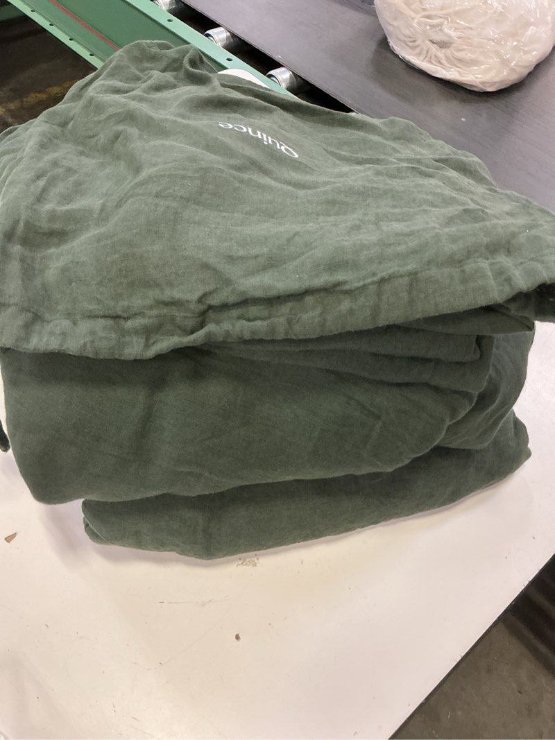 Condition photo showing Good Condition for quince linen fitted sheet deep forest green 2 pillowcases - queen, king, twin, double linen quince european linen duvet cover green nwt 