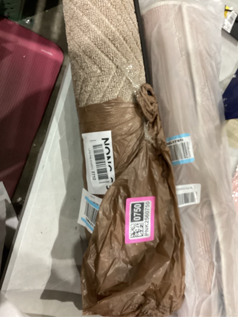 Condition photo showing Good Condition for Smiry Front Door Mat Outside Entrance, Heavy Duty Sturdy Natural Rubber Doormat, Trap Dirt and Moisture, Easy Clean Low Profile Welcome Floor Mats for Indoor Outdoor Entry, 35X23 Inch, Mixed Camel Mixed Camel Irregular Triangle Rectangular 35" x 23"