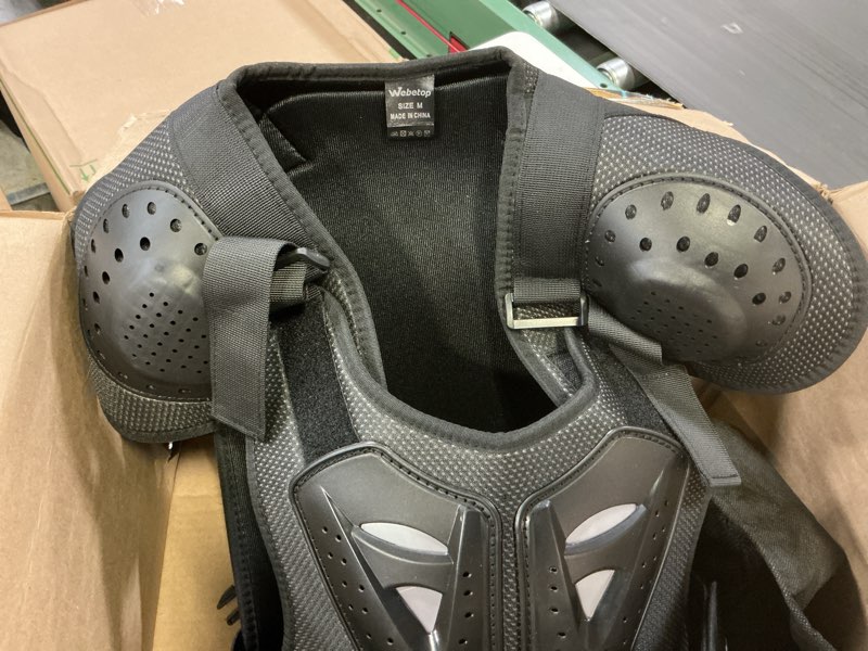 Condition photo showing Good Condition for Webetop Adults Dirt Bike Body Chest Spine Protector Armor Vest for Skiing M for height 5.4'-5.7' (size M ) 