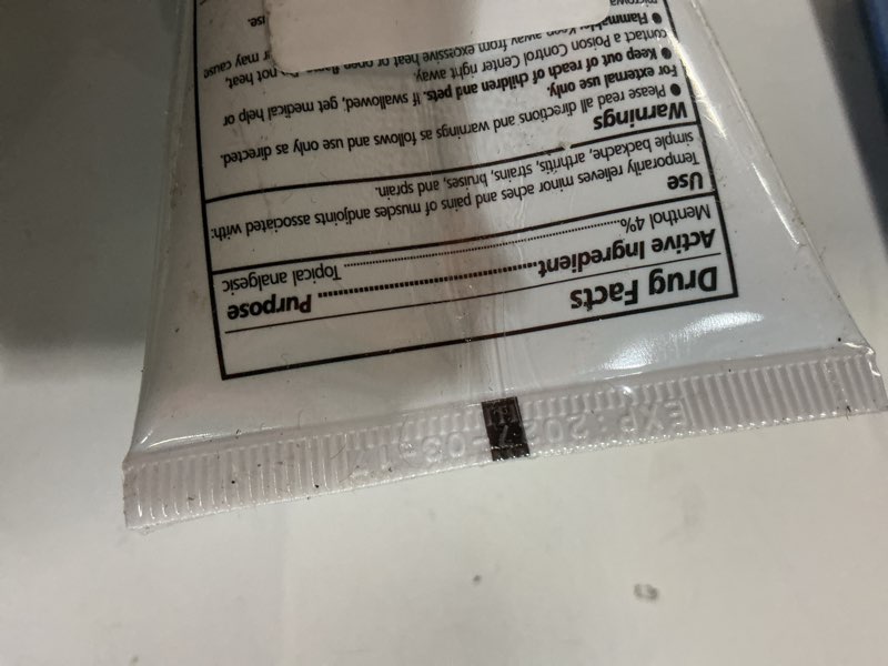 Condition photo showing New/Like New for (exp 2027/03/17)auvon menthol pain relief gel for chronic joint & back pain, arthritis pain reliever for muscle pain relief, fast-acting menthol cooling gel soothes knee, hip, shoulder, neck pain, 3 fl oz per pack 1 pack