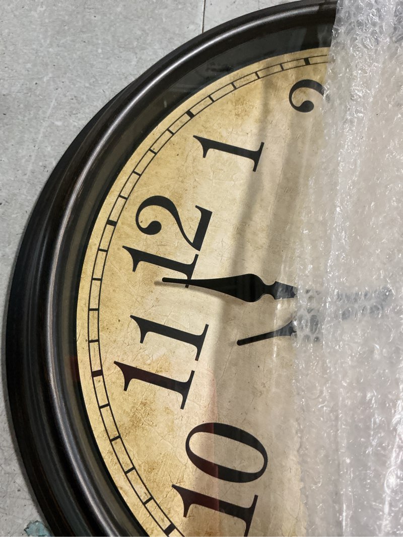 https://lotting-media.assets.bidfta.com/lotting_792ca62d-3f93-4eea-a850-a4c67a7b3192