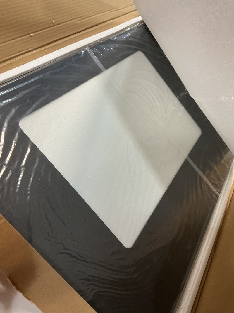 Condition photo showing Good Condition for wpw10118455 outer oven door glass compatible with whirlpool stove outer glass w10118455 whirlpool oven outer glass door replacement parts w10010680, w10075990, 1470262 exterior door glass
