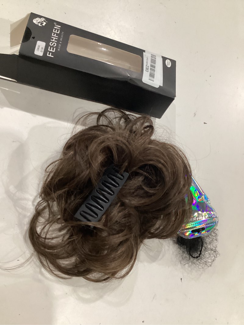 Condition photo showing Good Condition for feshfen claw clip short ponytail extensions - diy bendable metals fluffy messy bun hair piece straight synthetic hairpieces ponytail extension for women, dark brown & light auburn mixed 2/30# dark brown & light auburn mixed