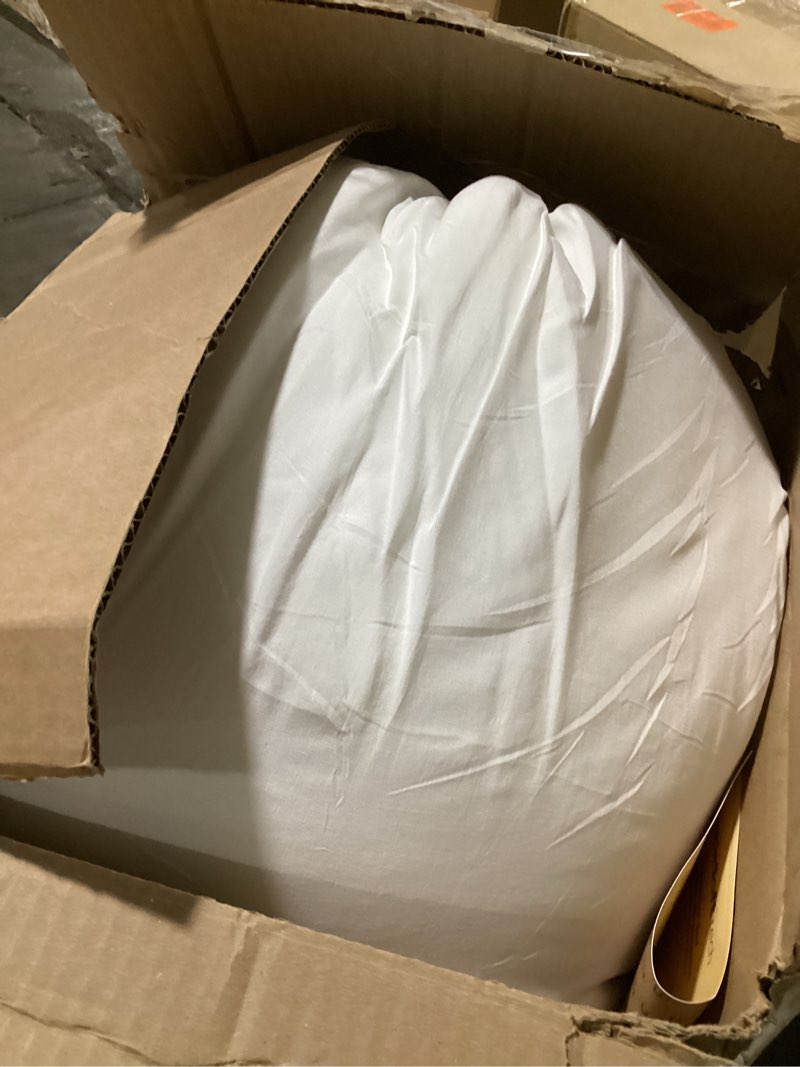 Condition photo showing As Is for bedsure king comforter set, white soft prewashed bedding for all seasons, 3 pieces gentlesoft™ bed set, 1 lightweight comforter (104"x90") and 2 pillowcases (20"x36") king(104"x90") 02 - white