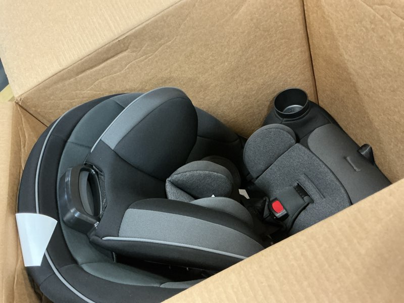 Condition photo showing Good Condition for safety 1st grow and go all-in-one slim convertible car seat, rear facing, 5-40 lbs, forward facing (30–65 lbs), high back booster seat 40-100 pounds, black phantom black phantom original