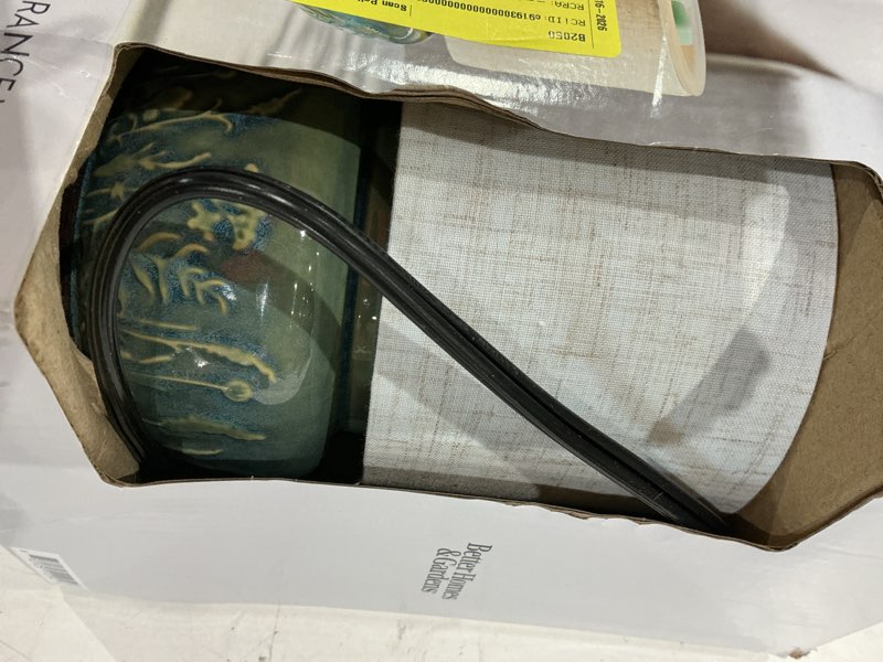 Condition photo showing Good Condition for better homes & gardens full size green lamp ceramic fragrance wax melt warmer