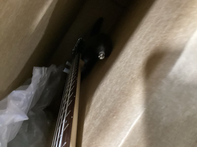 Condition photo showing Good Condition for cahaya electric guitar for beginner 39”: solid body electric guitars with sss pickups beginner guitar kit with gig bag audio cable cst90 matte finish black
