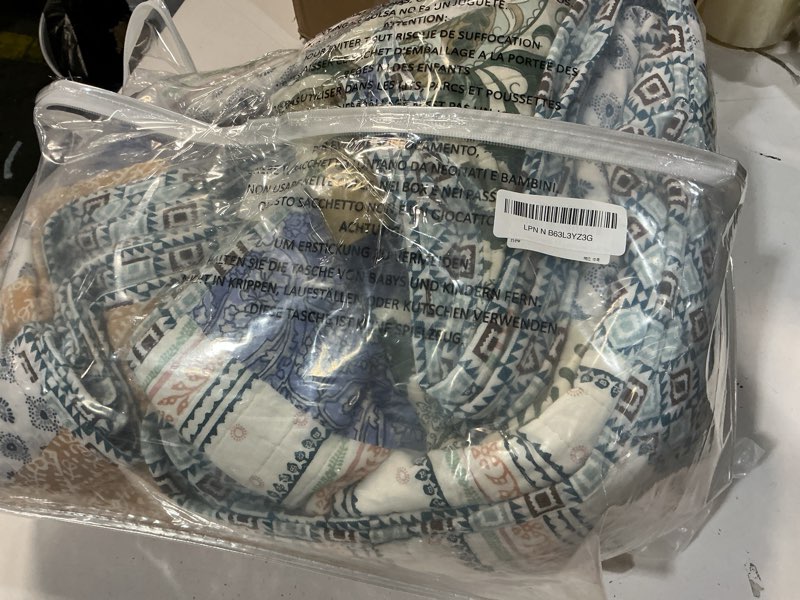 Condition photo showing Good Condition for Autumn Dream Cotton Bedspread Quilt Sets Reversible Bedding Coverlet Sets Comforter, Vintage Floral Patchwork Red Blue Bedspread, King Size (Blue Bohemian Patchwork, Queen (90 by98 Inch)) Blue Bohemian Patchwork Queen (90 by98 Inch)