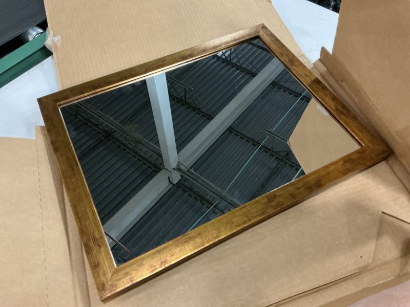 Condition photo showing Good Condition for decorative wall mirror hangs horizontal and vertical rectangular standard frame 16" x 20" (gold)