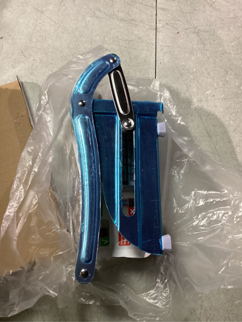 Condition photo showing Good Condition for Azooken Stainless Steel French Fry Cutter, 2-blade Potato Slicer No-Slip Suction Base French Fry Cutter with 1 Peeler, Perfect for Potatoes, French Fries, Cucumber,Vegetables Carrot