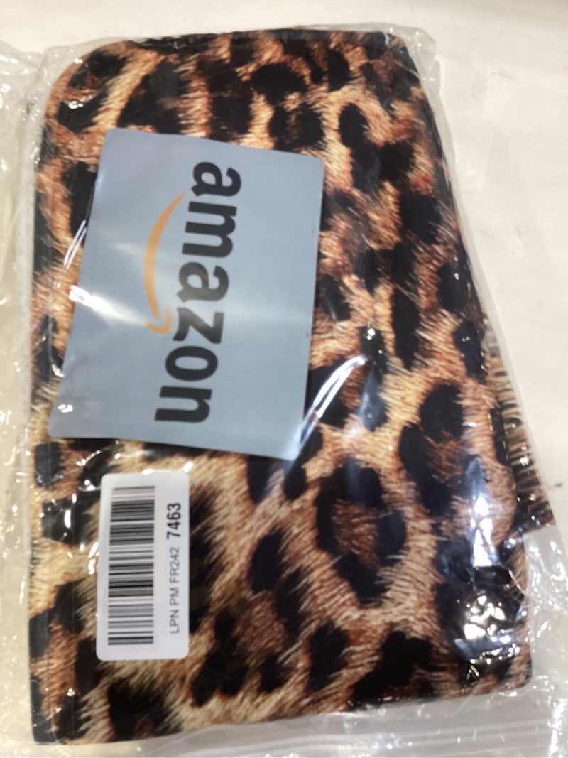 Condition photo showing Good Condition for lightinhome 4 pcs leopard print shower curtain set 72wx72h,toilet lid cover,non-slip rugs and u-shaped mat,wild safari cheetah bathroom sets with rugs shower accessories 12 hooks for bathroom decor a-black brown 72"w x 72"l (pack of 4)
