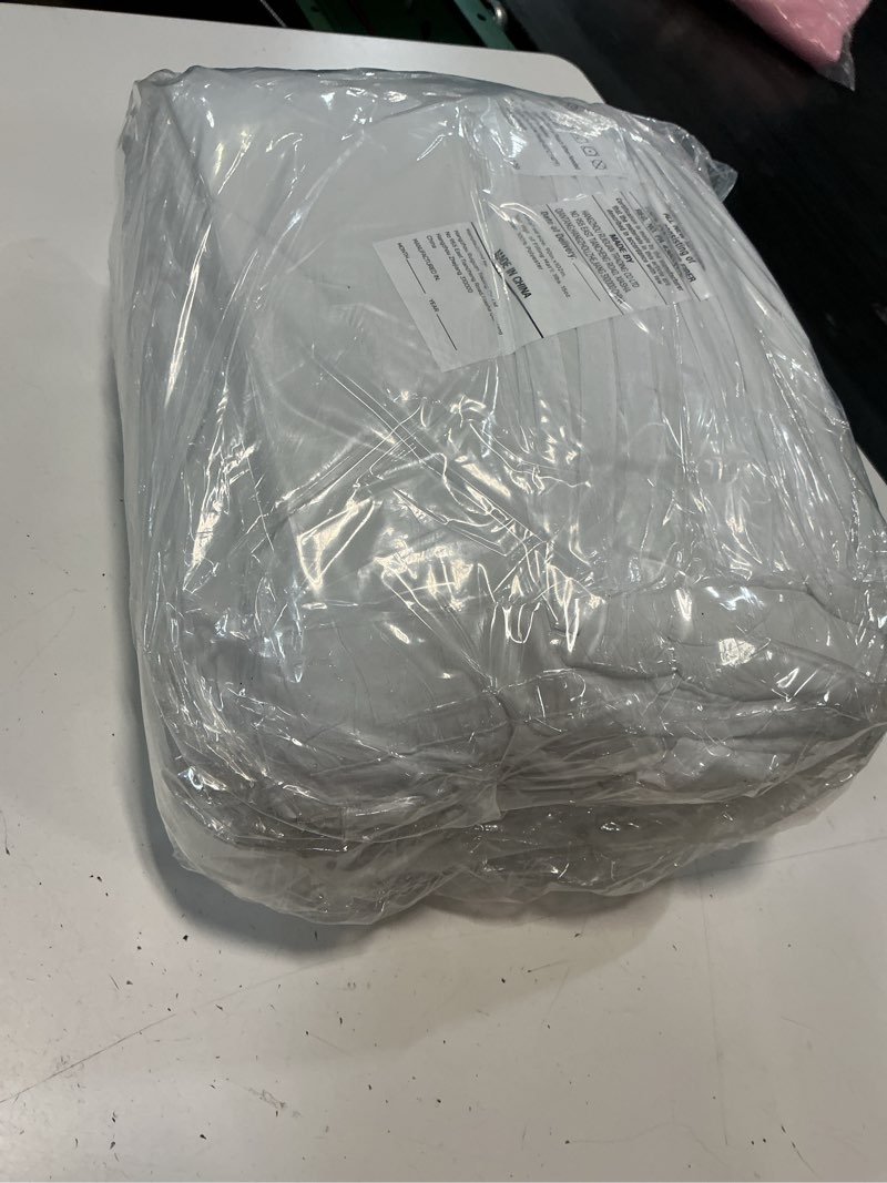 Condition photo showing Good Condition for meelus lightweight comforter cooling white, all season duvet insert breathable king size summer bedding, soft microfiber cool down alternative quilt with corner tabs, 102x90 inch lightweight king white