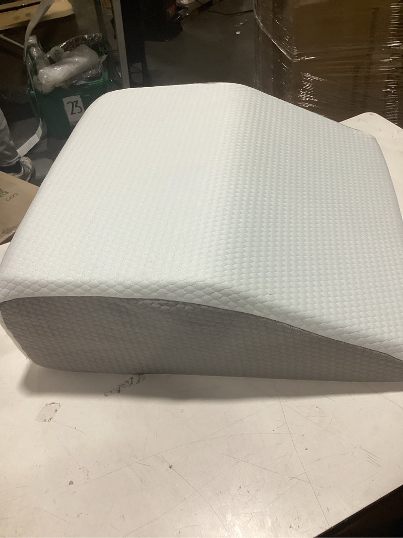Condition photo showing Good Condition for flat top bed wedge pillow | stylish chic jacquard cover | wedge pillow for legs and sleeping, leg elevation pillow, leg wedge - flat top