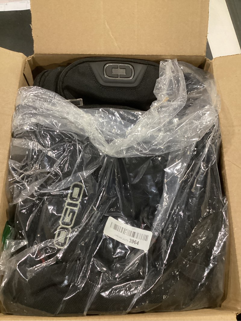 Condition photo showing Good Condition for OGIO Gambit Backpack (Gambit, Black) Gambit (25 Liter) Black