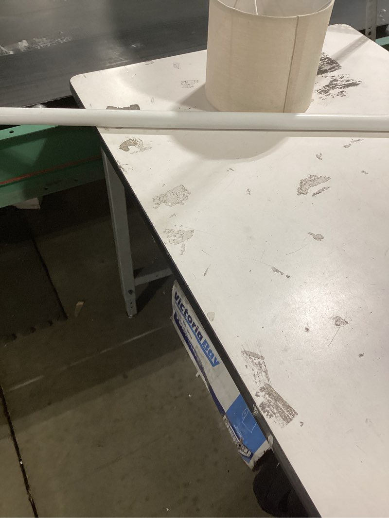 Condition photo showing Good Condition for Similar item  Prime-Line White Residential Door Closer