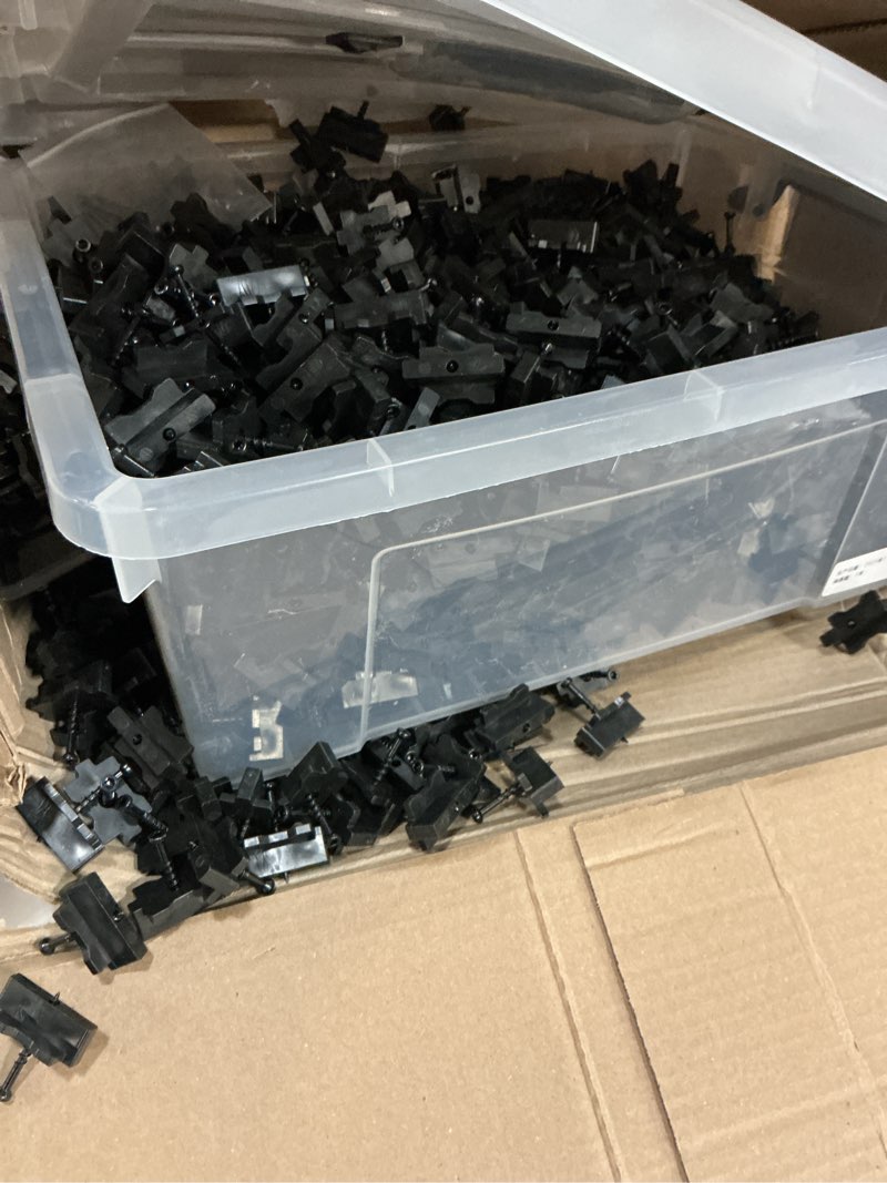 Condition photo showing Good Condition for 1250pcs hidden deck fasteners for decking board,composite deck clips plastic hidden fastners with metal screws,universal nylon clips for composite decking cover 600 sq. ft of deck (1250)