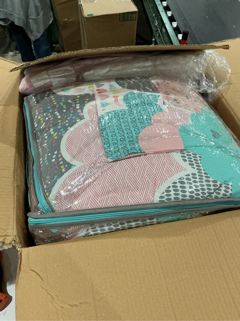 Condition photo showing Good Condition for intelligent design kids comforter vibrant fun and playful unicorn print down alternative all season children bedding-set, girls bedroom décor, twin/twin xl, cloud pink with 2 dec pillows twin cloud pink