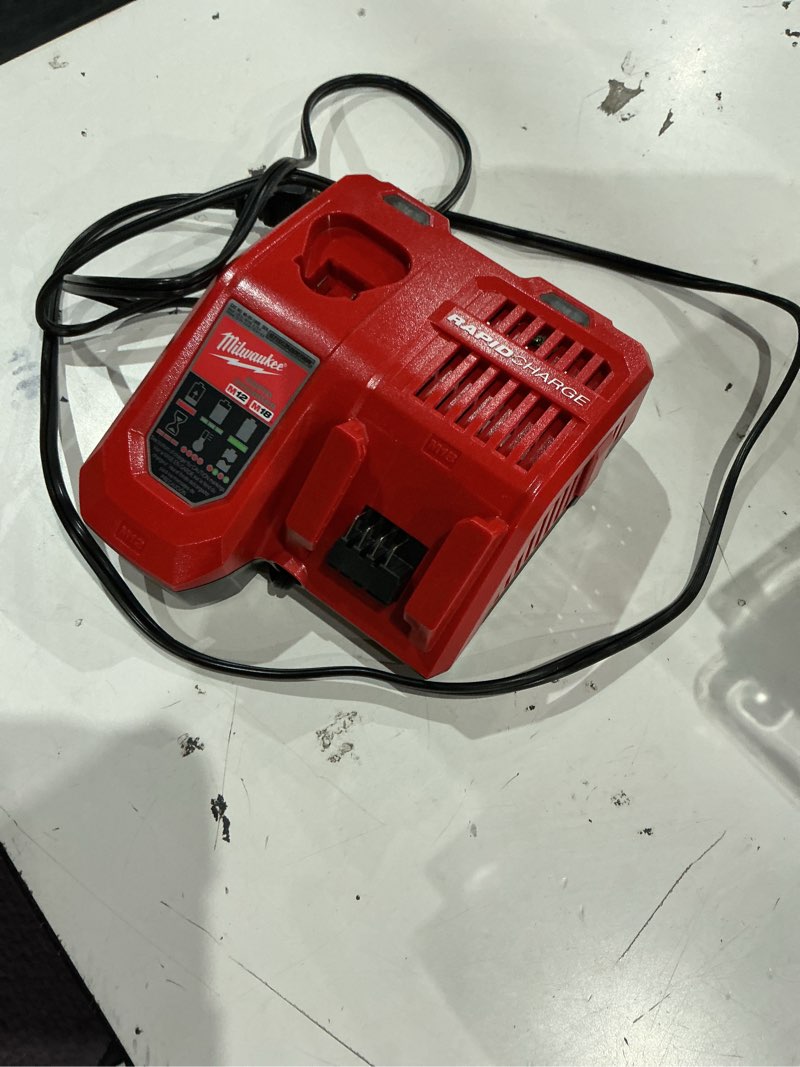 Condition photo showing Good Condition for milwaukee m12 and m18 12-volt/18-volt lithium-ion multi-voltage rapid battery charger