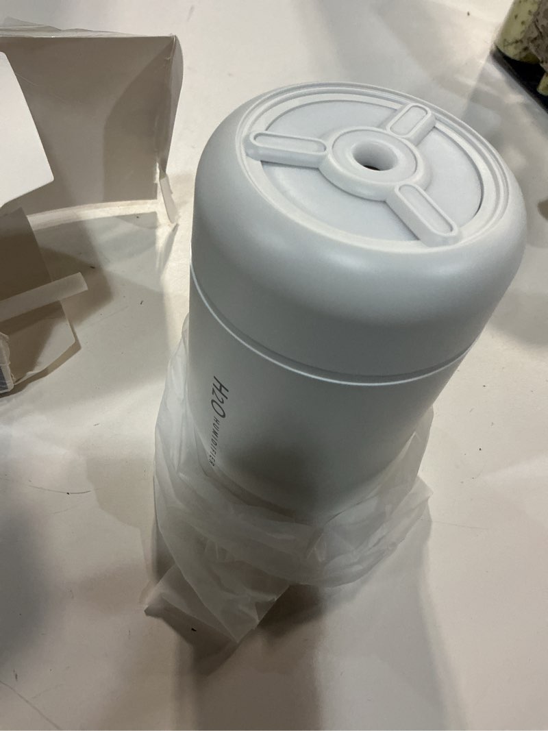 Condition photo showing Good Condition for Portable Mini Humidifier, 300ml USB Cool Mist Small Humidifier with Colorful Lights. Perfect for Bedroom, Office, Plants, travel & Car (White)