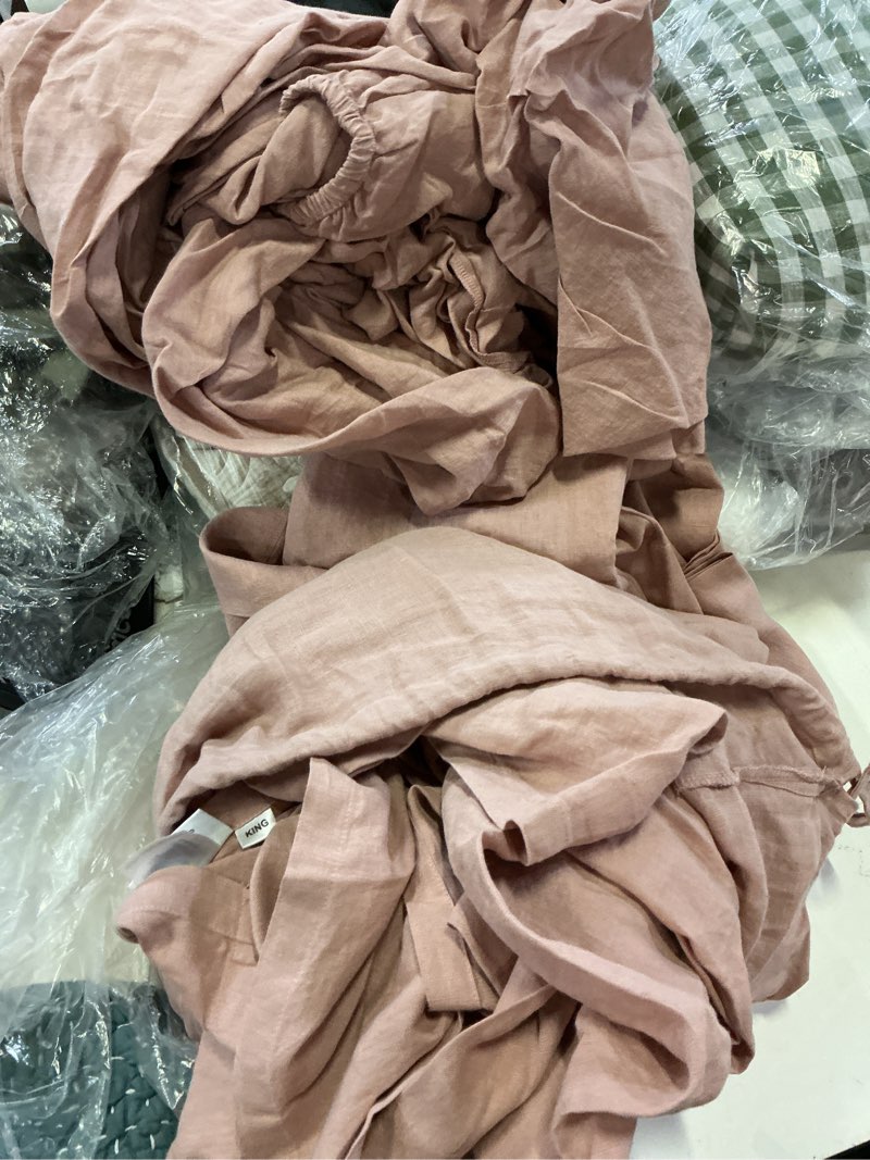 Condition photo showing Good Condition for european linen sheet set solid dusty mauve king