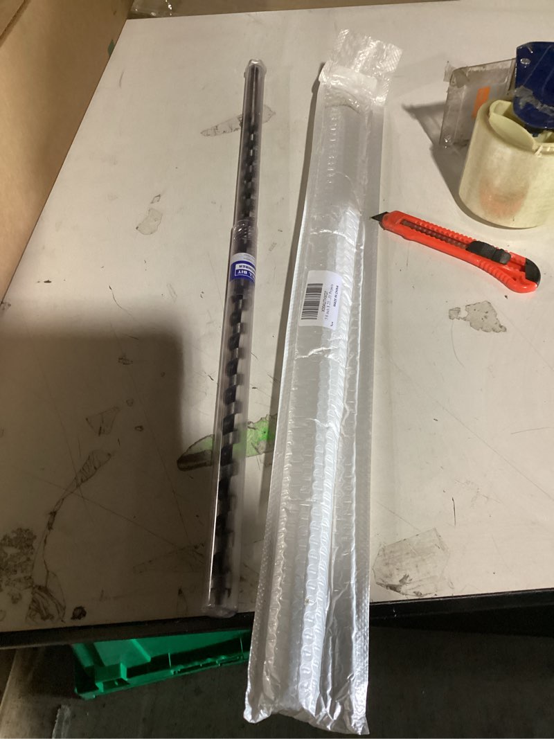 Condition photo showing New/Like New for 5/8 x 23” auger bit