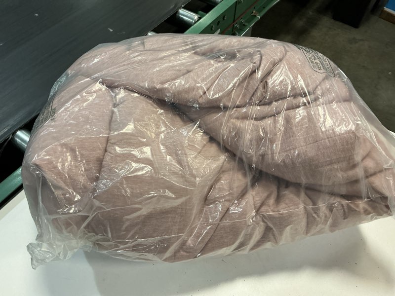 Condition photo showing Good Condition for bedsure full comforter set - dusty rose soft bedding for all seasons, cationic dyed bed set, 3 pieces, 1 full size comforter (82"x86") and 2 pillow shams (20"x26"+2") full 06 - dusty pink melange