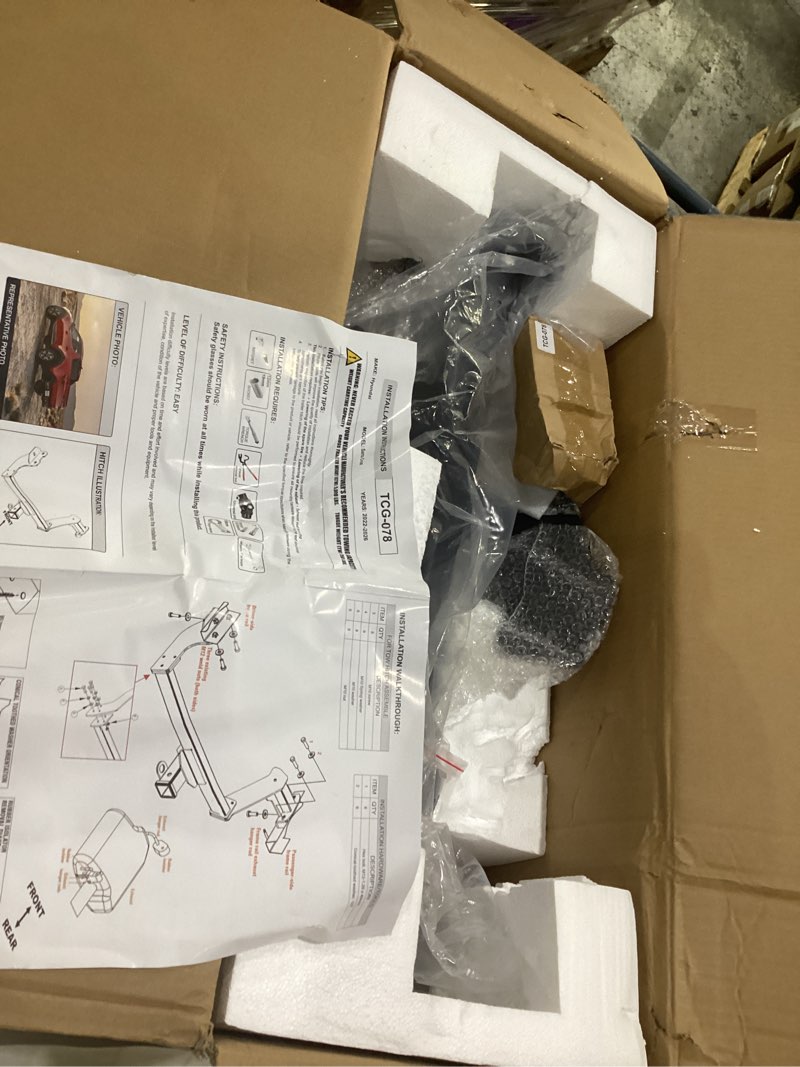 Condition photo showing Good Condition for installation walk through for tow hitch