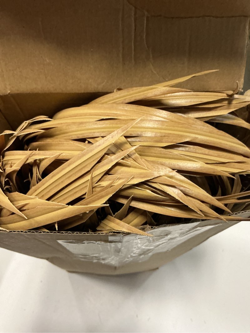 Condition photo showing Good Condition for mexican tiki hut grass skirting roof tiki bar grass duck blind for thatch roofing bar decorations roll palm palapa straw thatch roof for fence party(yellow,118 x 15 inch) 118 x 15 inch yellow