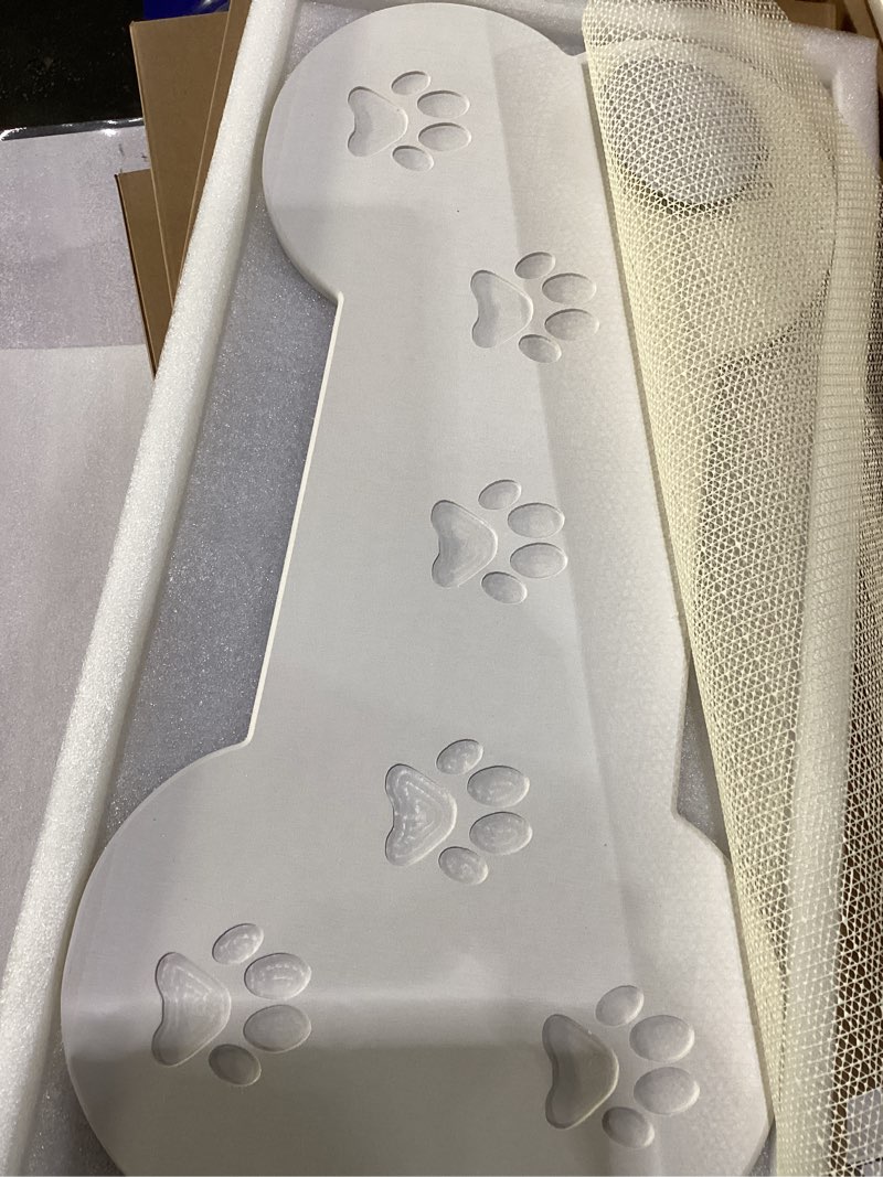 Diatomaceous Earth Dog Food Mat, Large 19.6"x9.8" Bone Shape with Paw Print Design, Super Absorbent 