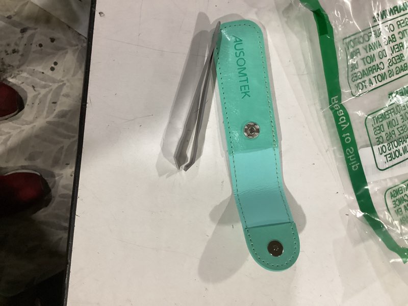 Condition photo showing Good Condition for beard & hair plucking tweezers, fine eyebrow tool, stainless steel, 10mm tip, anti-slip slot design, cyan pu case