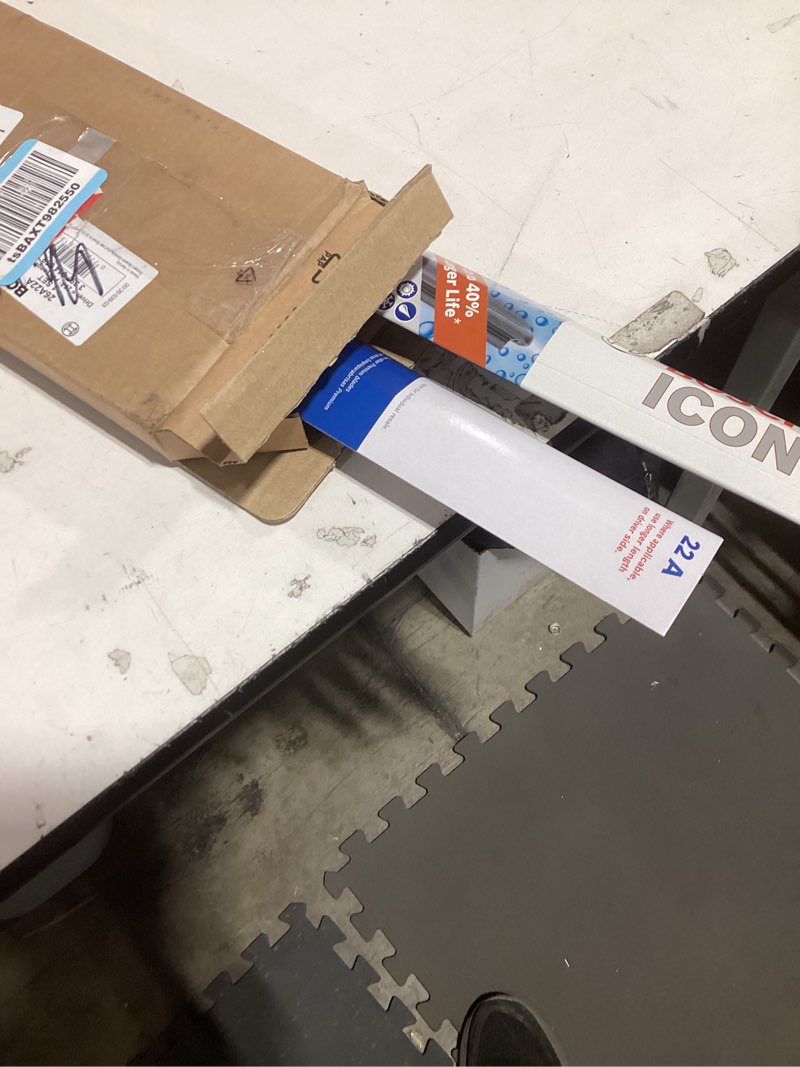 Condition photo showing Good Condition for BOSCH 26A22A ICON Beam Wiper Blades - Driver and Passenger Side - Set of 2 Blades (26A & 22A) Front (26A & 22A) ICON Combo Pack (Front)