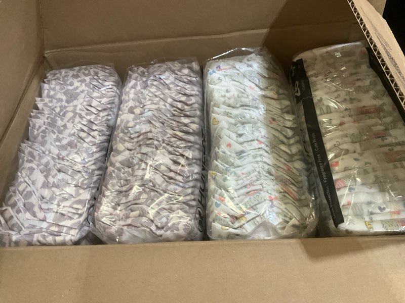 Condition photo showing Good Condition for the honest company comfort dry disposable diapers for sensitive skin, hypoallergenic, wild thang + all the alpacas, super club box size 4 (22–37 lbs) 104 count